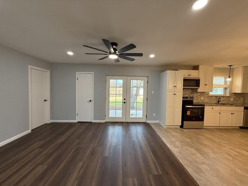 6101 Melody Ln - Photo 2 of 37