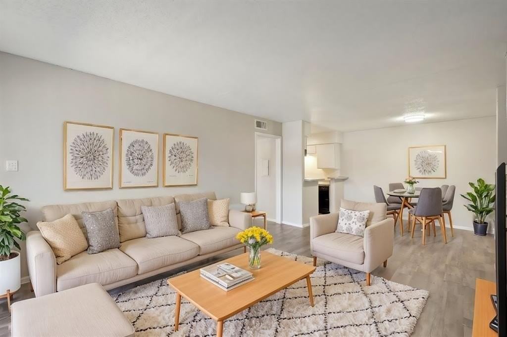 306 Vine St #A - Photo 3 of 5