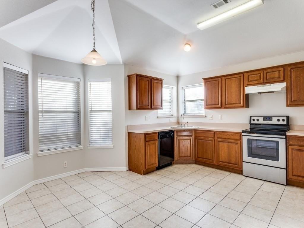 6808 Terbet Ct - Photo 3 of 12