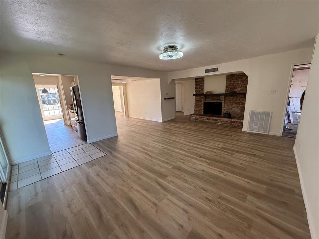 2114 Alder Trl - Photo 3 of 11