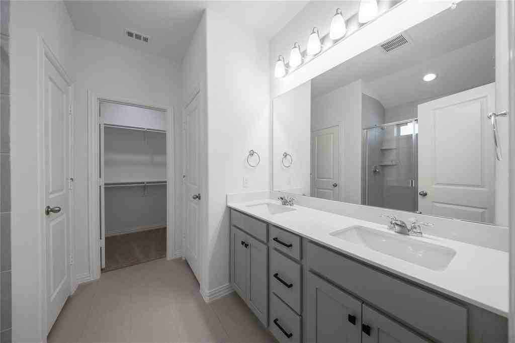 1800 Briar Rose Dr - Photo 7 of 16