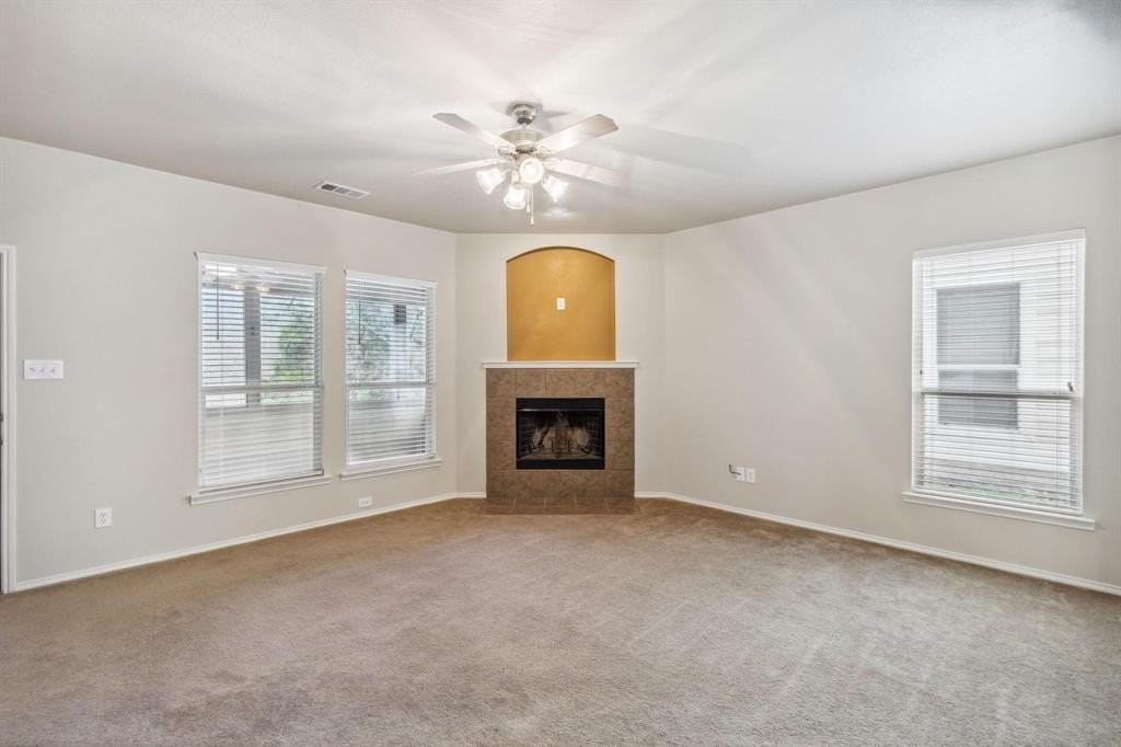 232 Creekview Dr - Photo 4 of 25