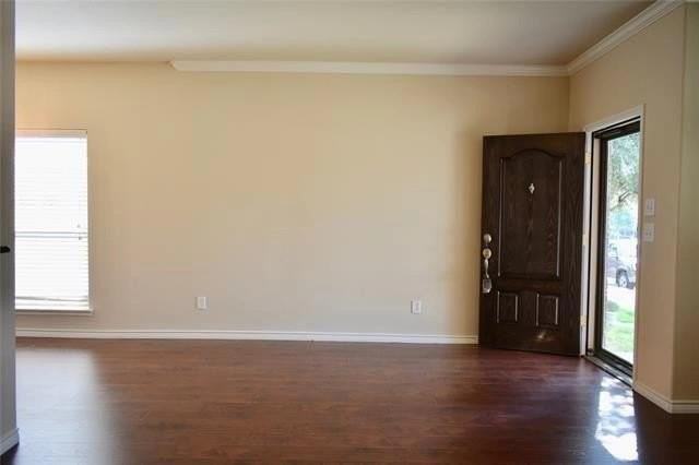 5924 Round Up Ln - Photo 6 of 13