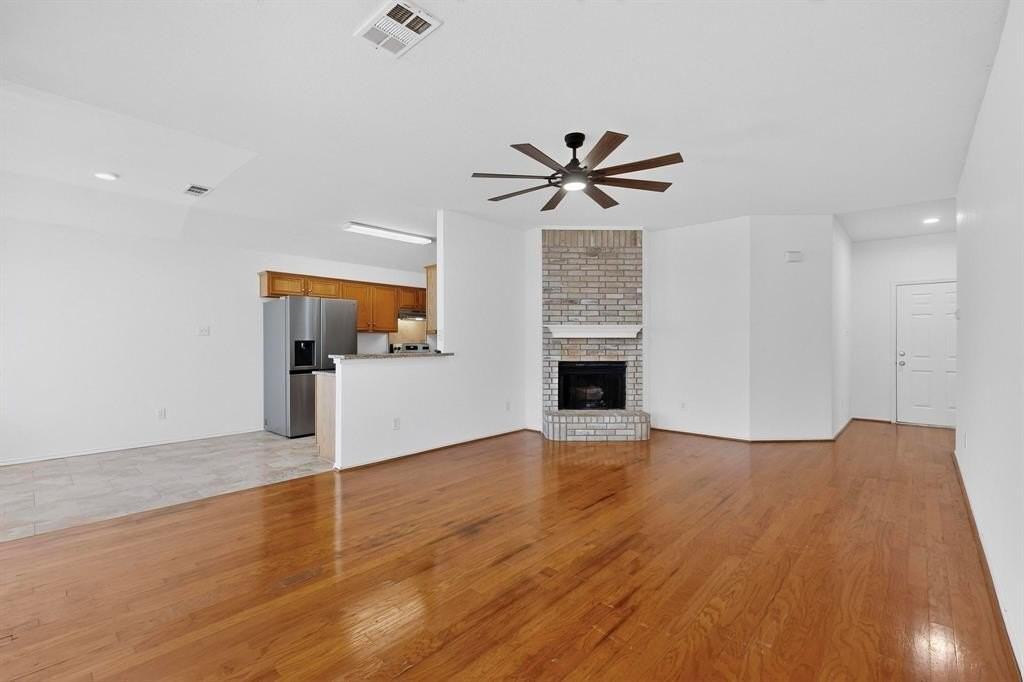 721 Somerset Dr - Photo 5 of 30