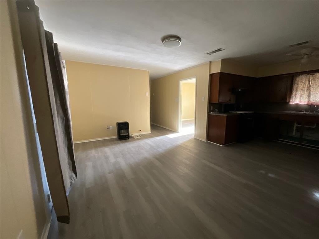 1361 Shady Ln - Photo 5 of 24