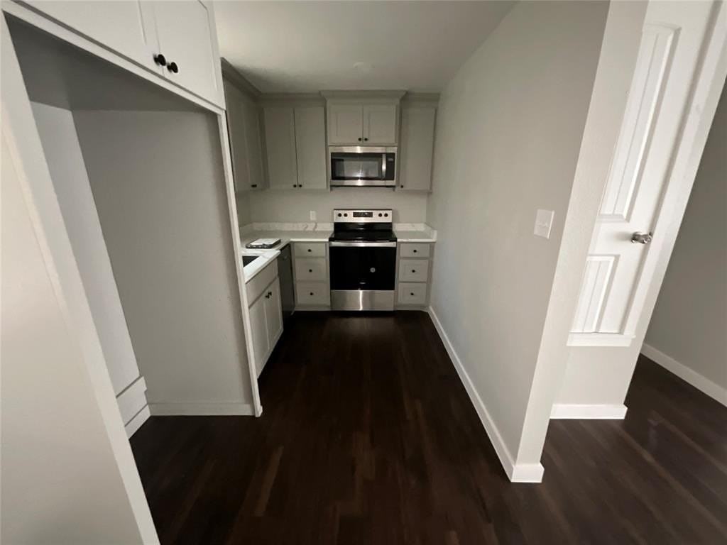 405 E Pine St - Photo 4 of 21