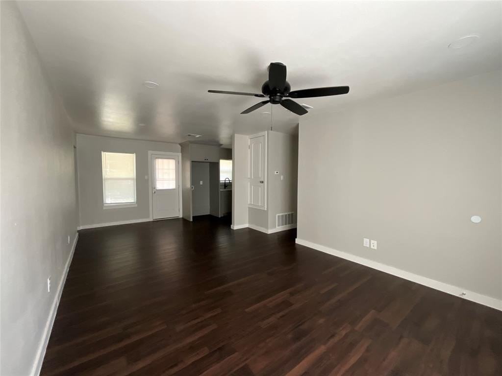 405 E Pine St - Photo 7 of 21