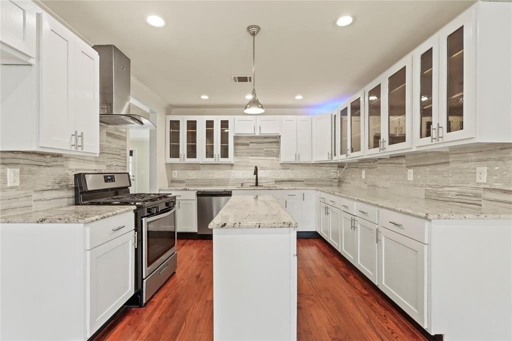 3358 W Jefferson Blvd - Photo 6 of 18