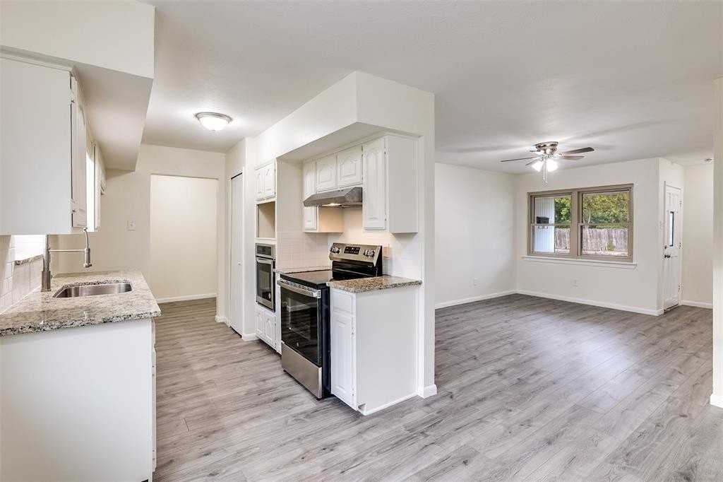 4301 Oleander Trl - Photo 6 of 9