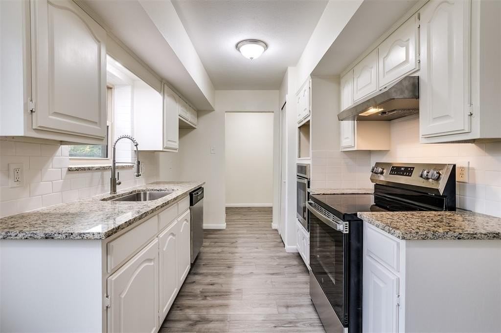 4301 Oleander Trl - Photo 7 of 9