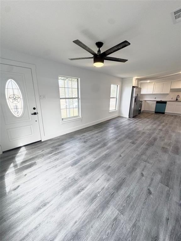 303 W Broad St - Photo 4 of 12