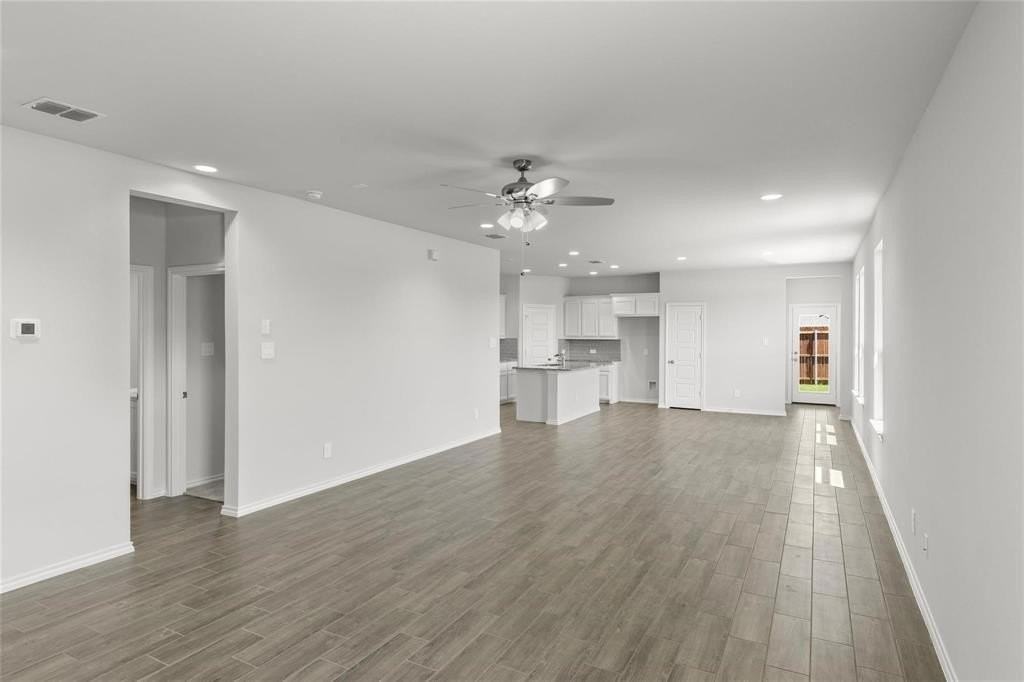 3310 Sedge Grass Dr - Photo 4 of 28