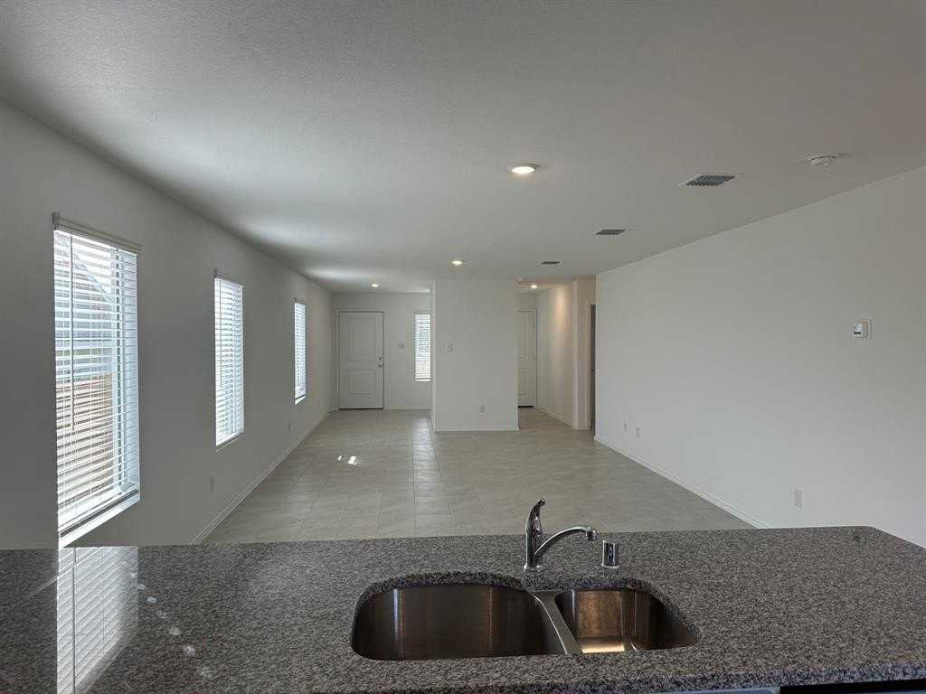 9824 Trusler Rd - Photo 5 of 33