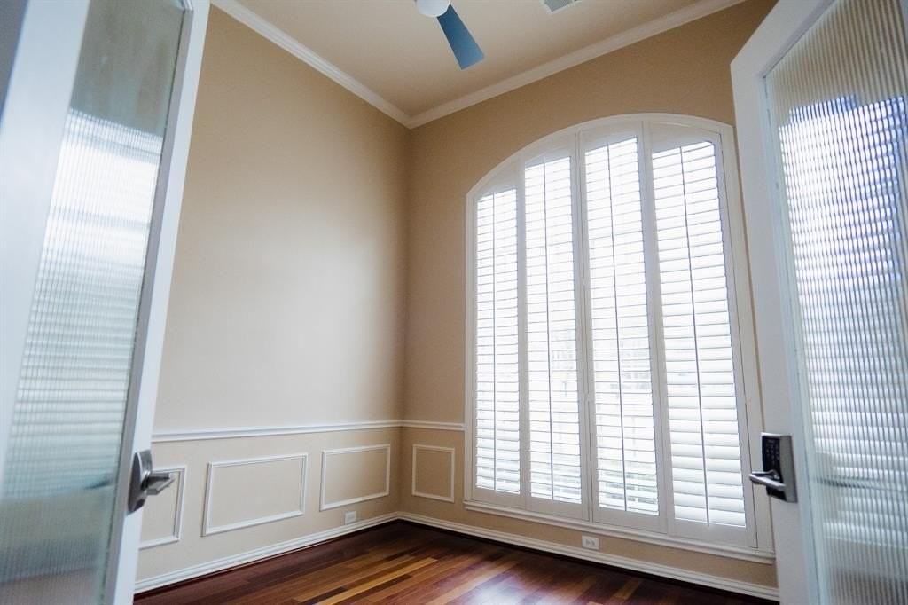 3404 Wimbledon Dr - Photo 5 of 26