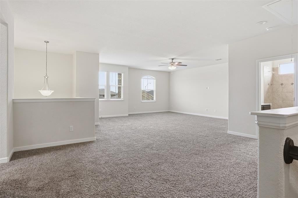 1208 Burlingame Dr - Photo 7 of 28