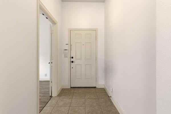 1108 Longhorn Dr - Photo 5 of 25