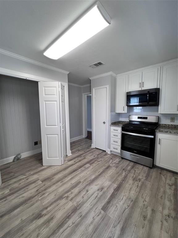 207 Merritt St - Photo 5 of 15