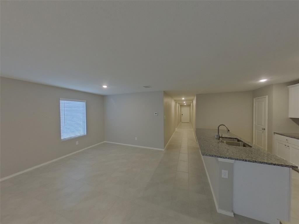 1712 Claireborne Ct - Photo 5 of 21