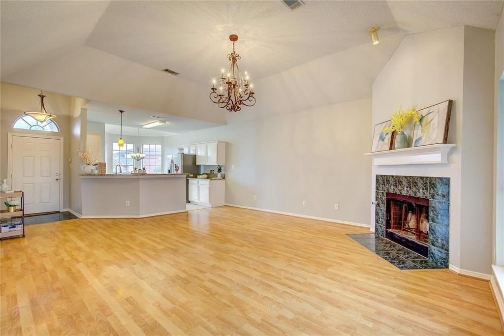 4168 Creekhollow Dr - Photo 4 of 38