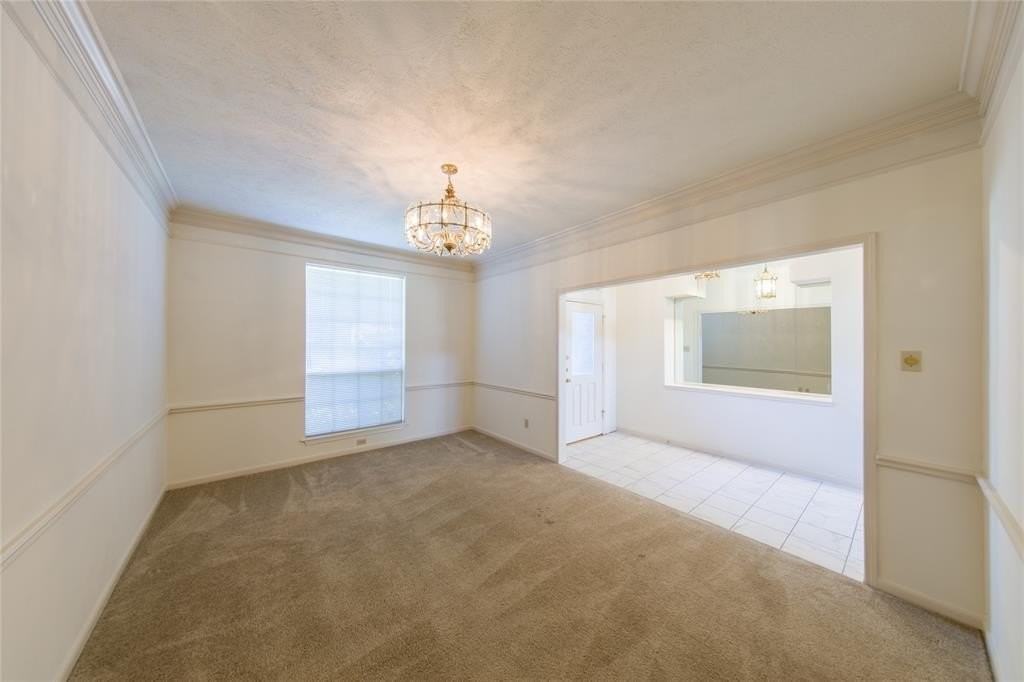 2119 Antibes Dr - Photo 7 of 37