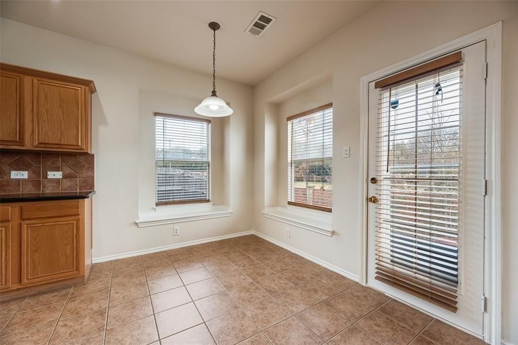 3305 Landhope Cir - Photo 4 of 21