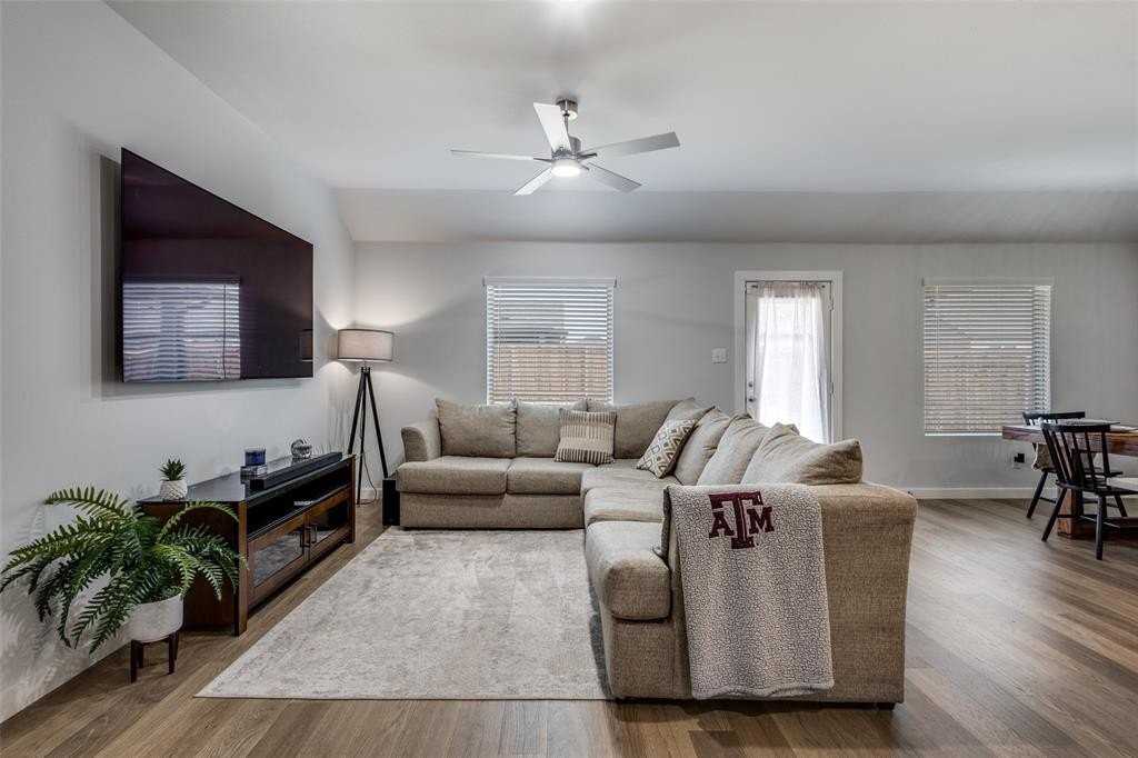 710 Tidal Dr - Photo 7 of 26