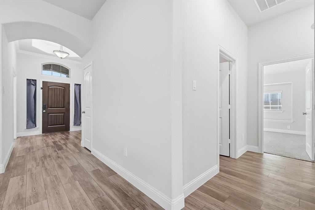 513 Oleander Dr - Photo 6 of 40