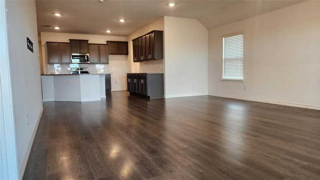 620 Gunsmoke Trl - Photo 3 of 22