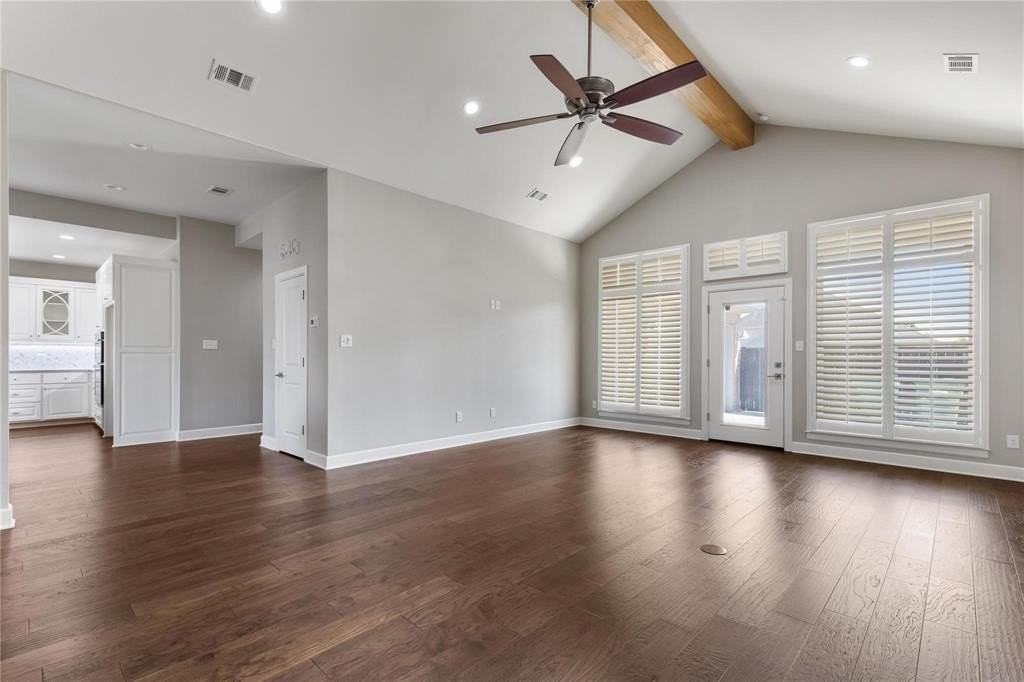 3813 Melrose Trl - Photo 4 of 30