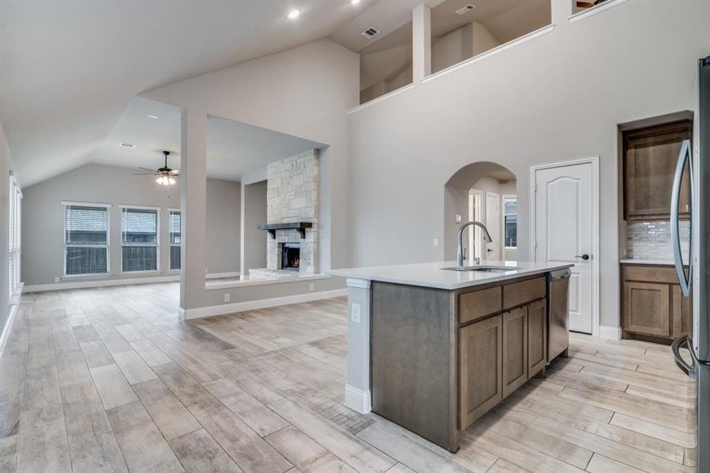 8232 Leopard Pass - Photo 4 of 12