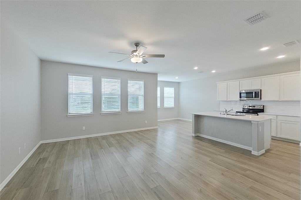 260 Jenkinson Dr - Photo 3 of 30