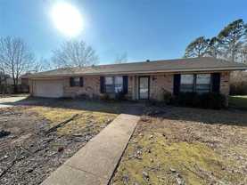 102 Jill Ln - Photo 1 of 1