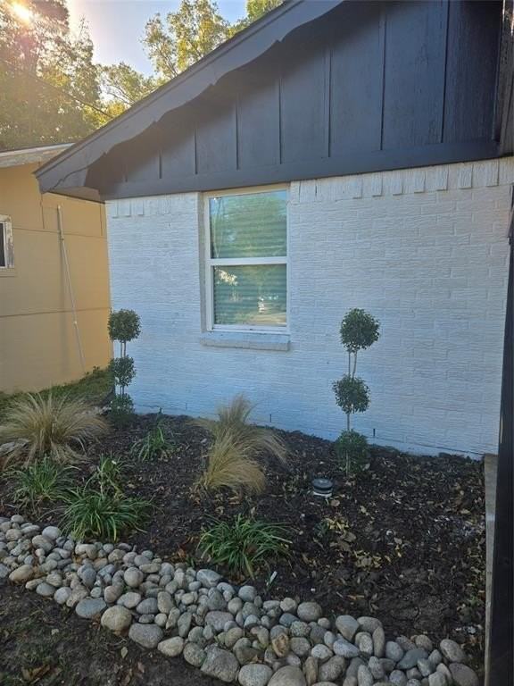 2117 Beaumont St - Photo 4 of 22