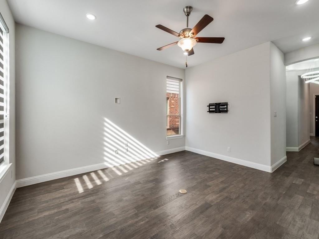 2152 Bailey St - Photo 7 of 27