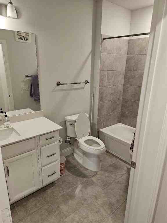 1735 Wittington Pl #2205 - Photo 6 of 18