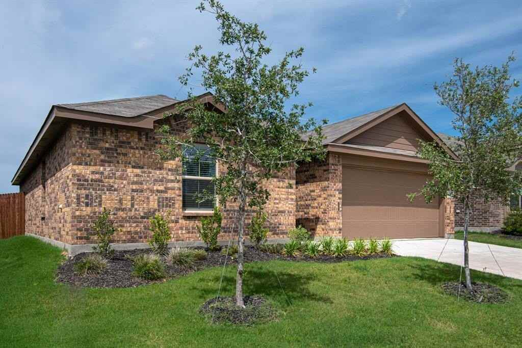 16413 Milwaukee St - Photo 2 of 33