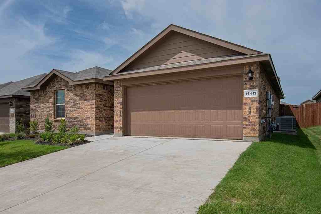 16413 Milwaukee St - Photo 3 of 33