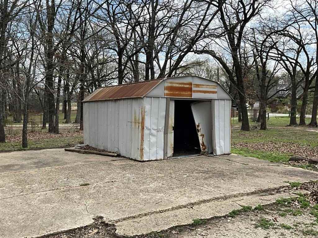 680 Cherry Creek Ln - Photo 6 of 7