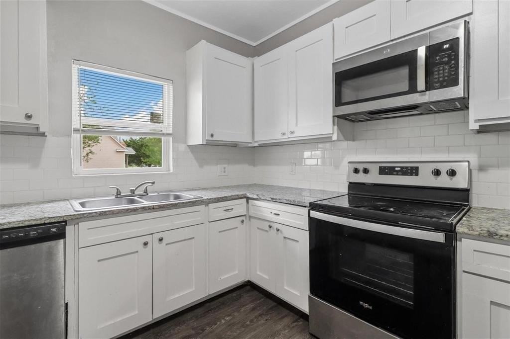 814 N Walnut St - Photo 5 of 14