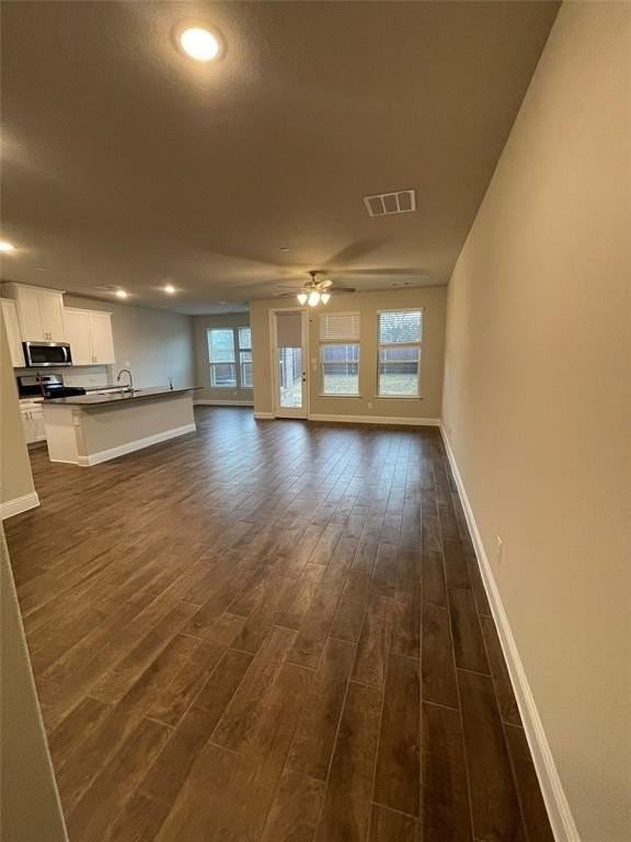 560 Hutchinson Ln - Photo 7 of 25