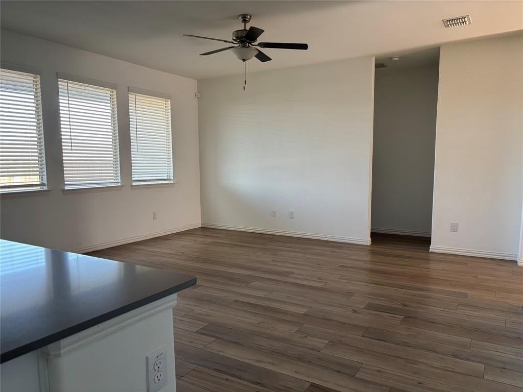 5748 Morvich Dr - Photo 5 of 17