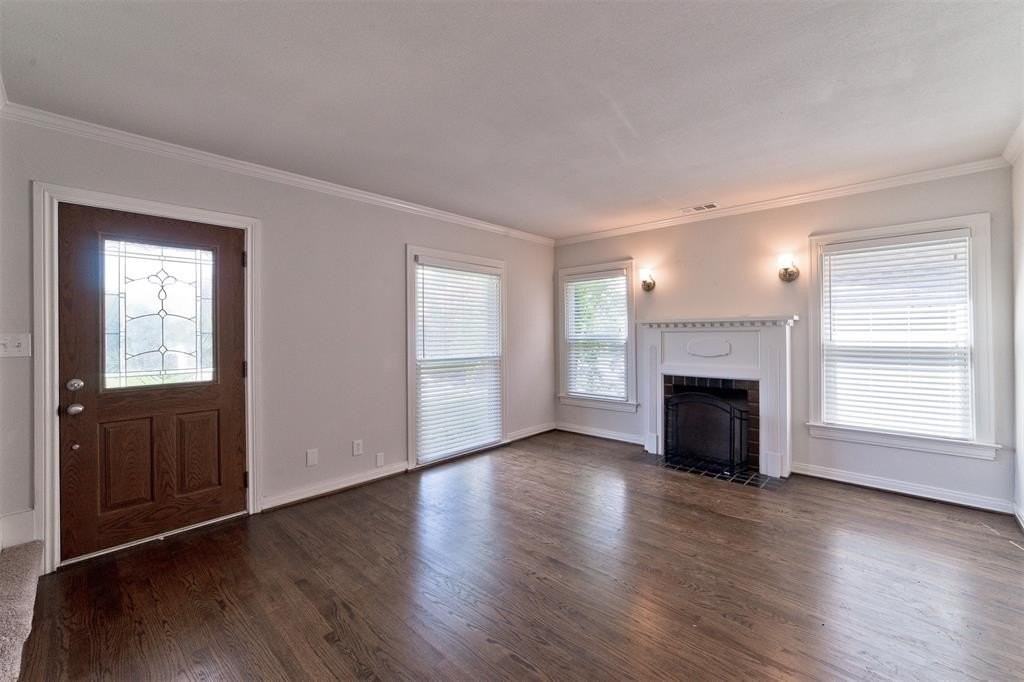 6205 Llano Ave - Photo 2 of 18