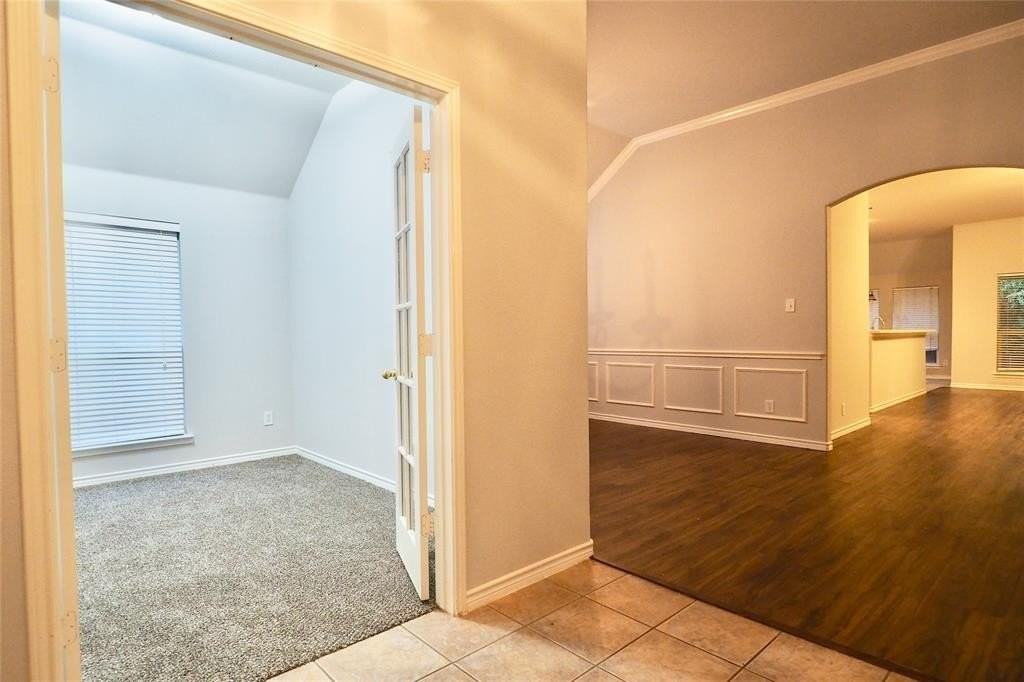 8116 White Stallion Trl - Photo 7 of 22