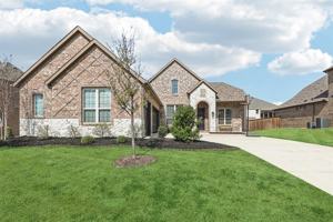 featured image of 1006 Foxhall Dr