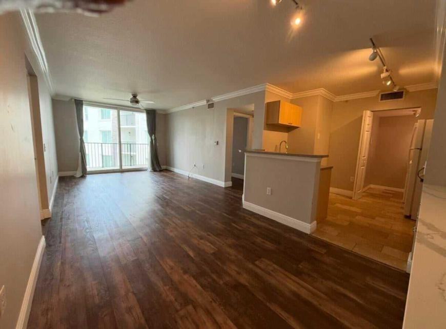 1312 Villa Cir - Photo 3 of 10