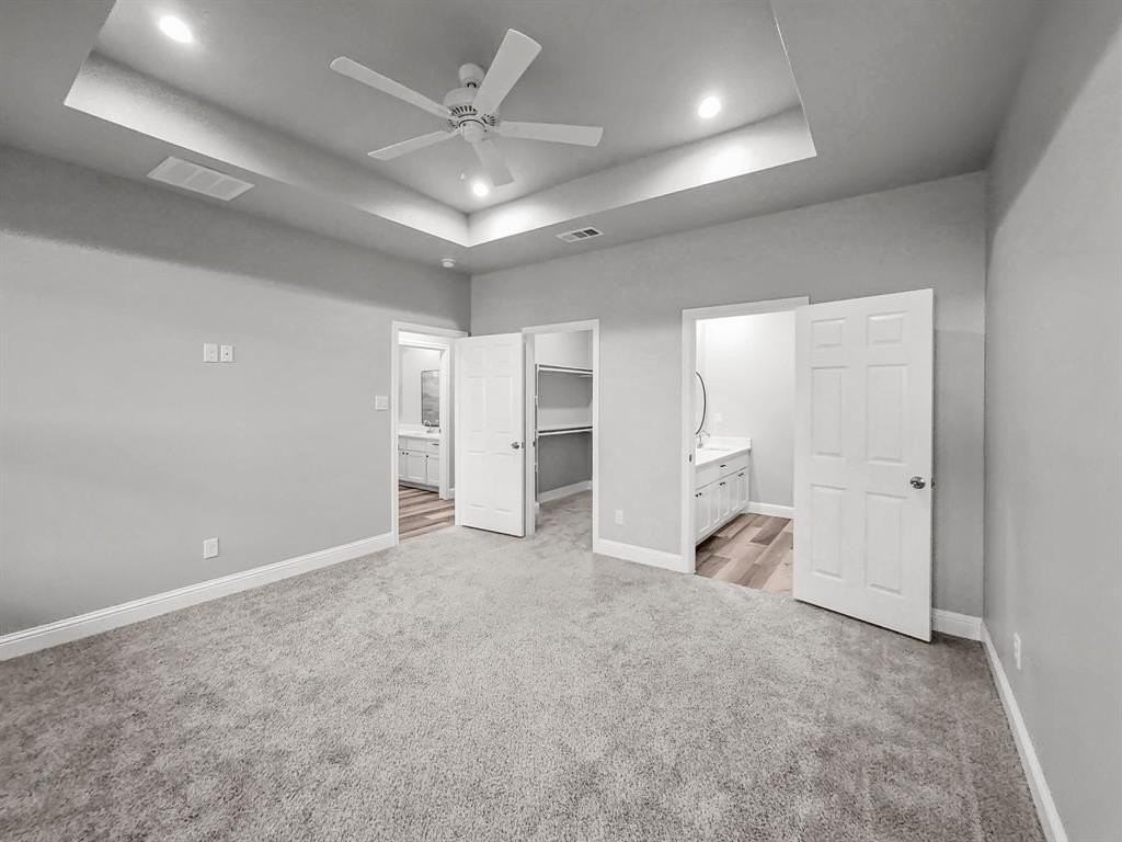 1223 Wesley St - Photo 6 of 18