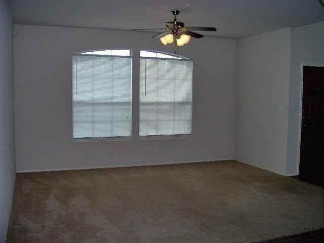 5413 Soledad Dr - Photo 5 of 14