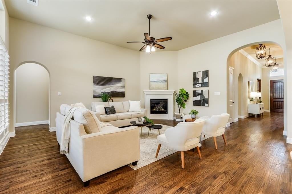 12883 Possum Kingdom Dr - Photo 7 of 40