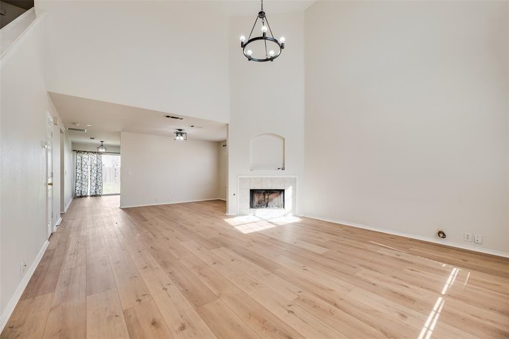 4313 Hawk Ln - Photo 3 of 20