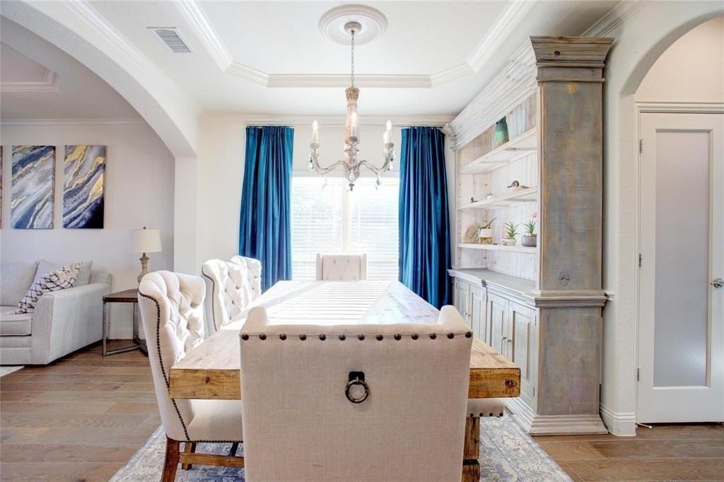 214 Heatherstone Dr - Photo 5 of 40